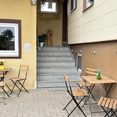 Grossraeumige Fuer 9 Personen Διαμέρισμα *