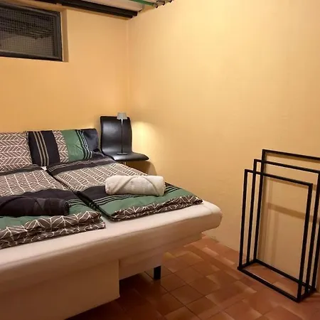 Grossraeumige Fuer 9 Personen Διαμέρισμα *