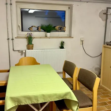 Grossraeumige Fuer 9 Personen * Rockingen